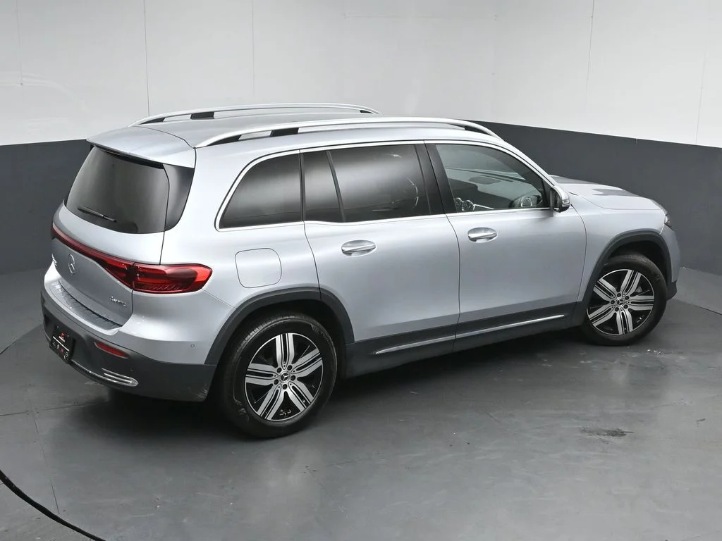 Used 2024 Cirrus Silver Metallic Mercedes-Benz 300 image 45