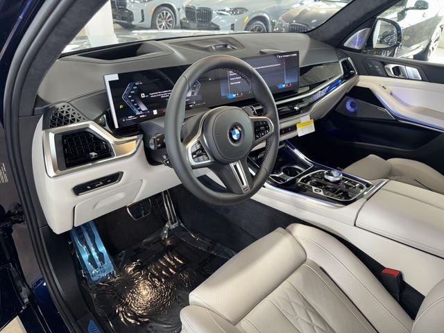 New 2027 Tanzanite Blue II Metallic BMW M60i image 15