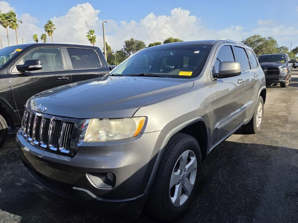 Used 2011 Mineral Gray Metallic Jeep Laredo image 3