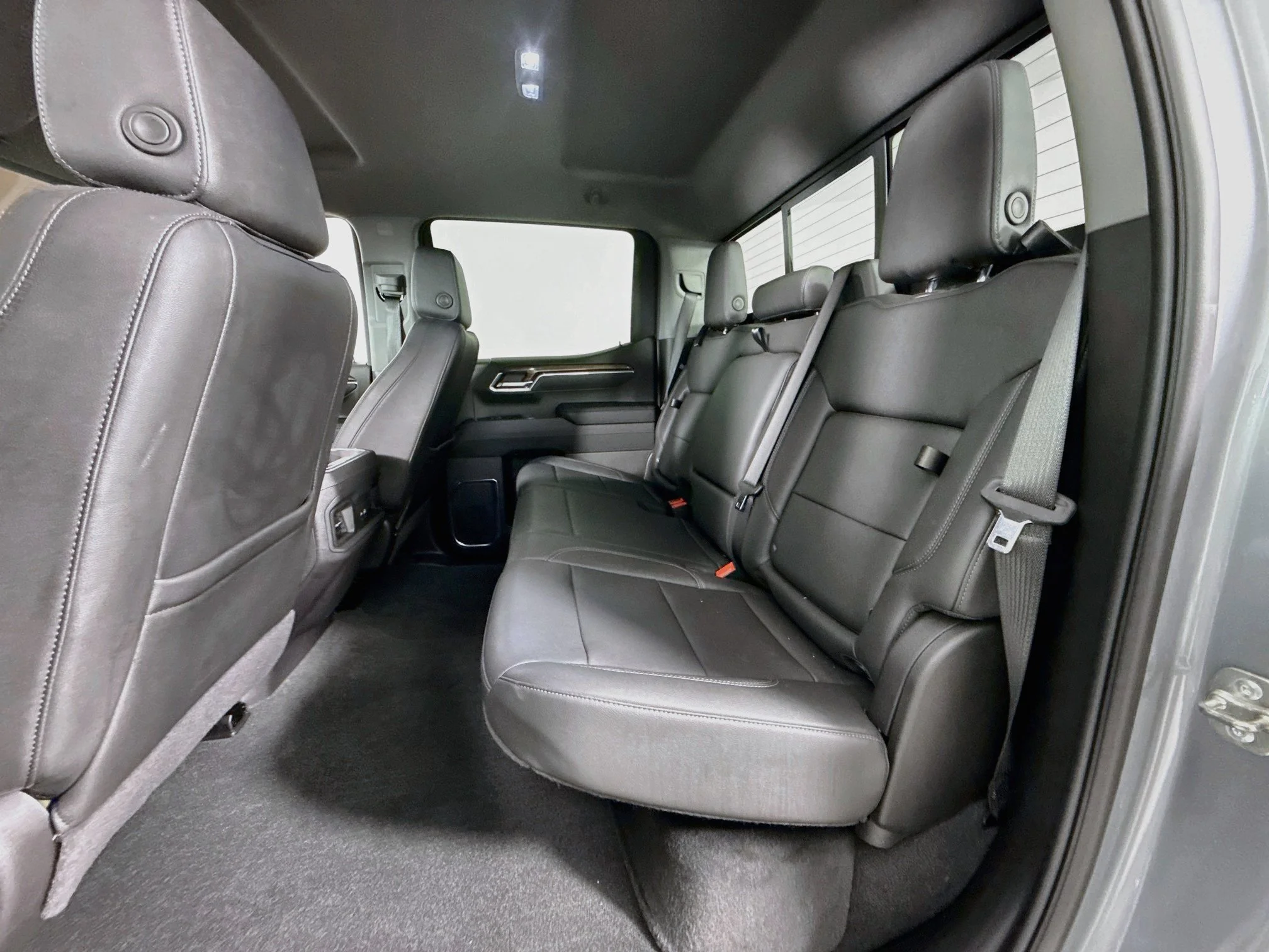 Used 2025 Sterling Gray Metallic Chevrolet LT Trail Boss image 23