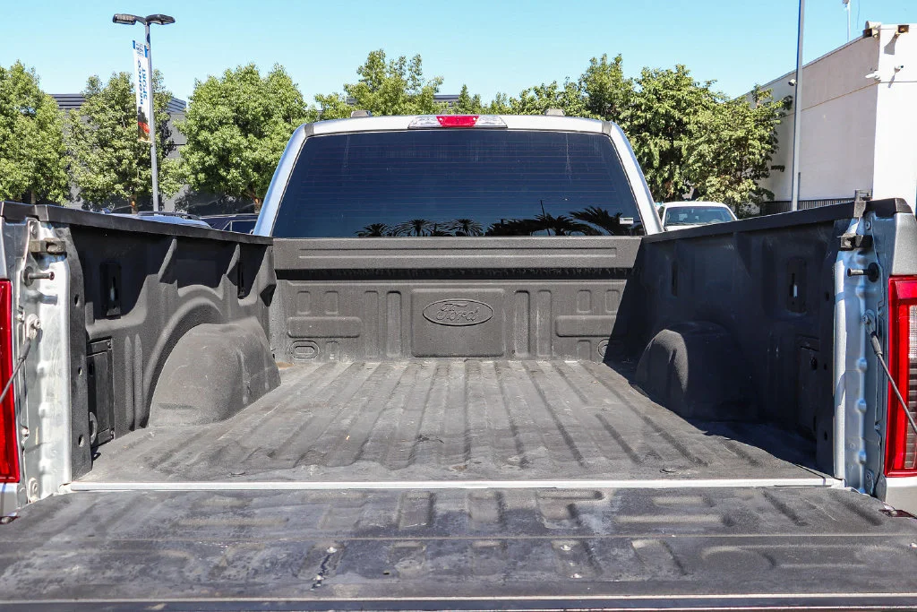 Used 2024 Silver Ford XL image 29
