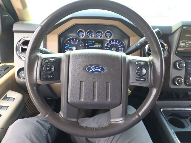 Used 2013 White Ford Lariat image 13