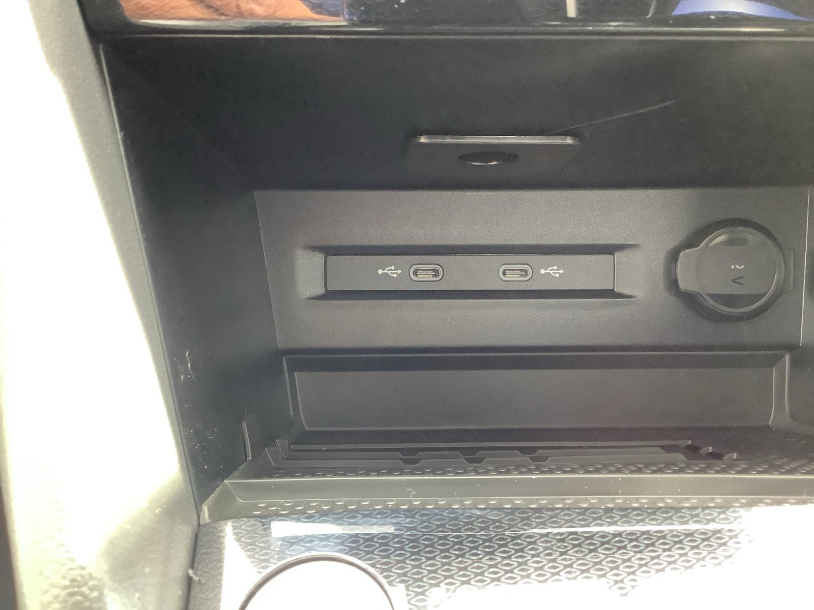 New 2026 Platinum Gray Metallic Volkswagen SE image 20