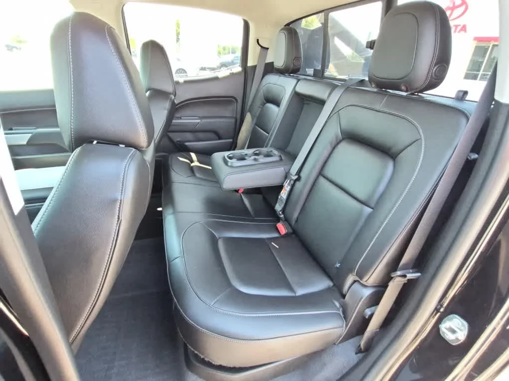 Used 2019 Black Chevrolet 4WD ZR2 image 9