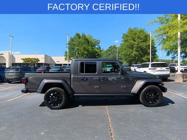 Used 2025 Gray Jeep Nighthawk image 6