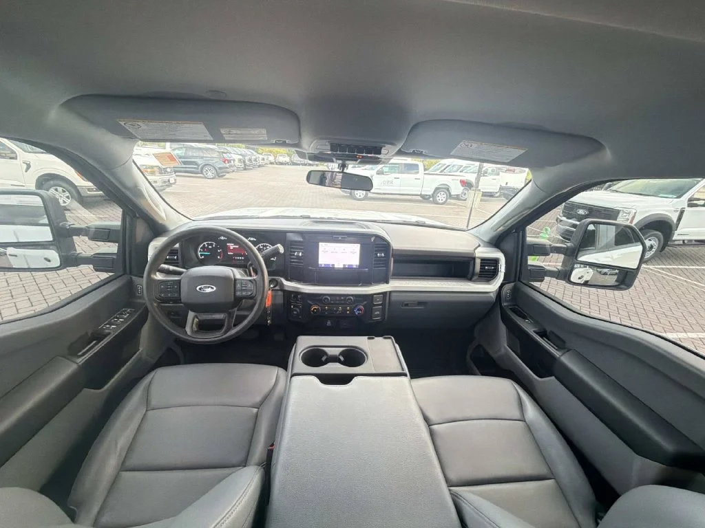 Used 2026 White Ford XL image 26