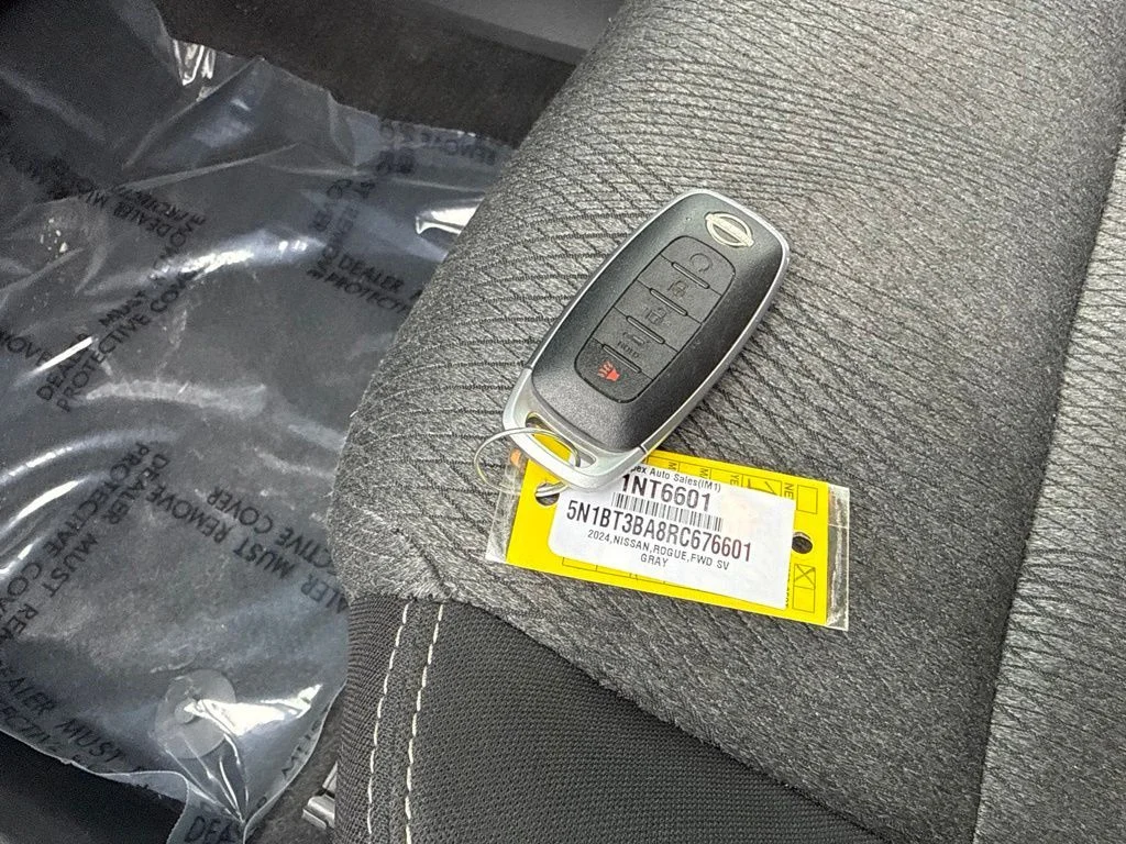 Used 2024 Gray Nissan SV image 30