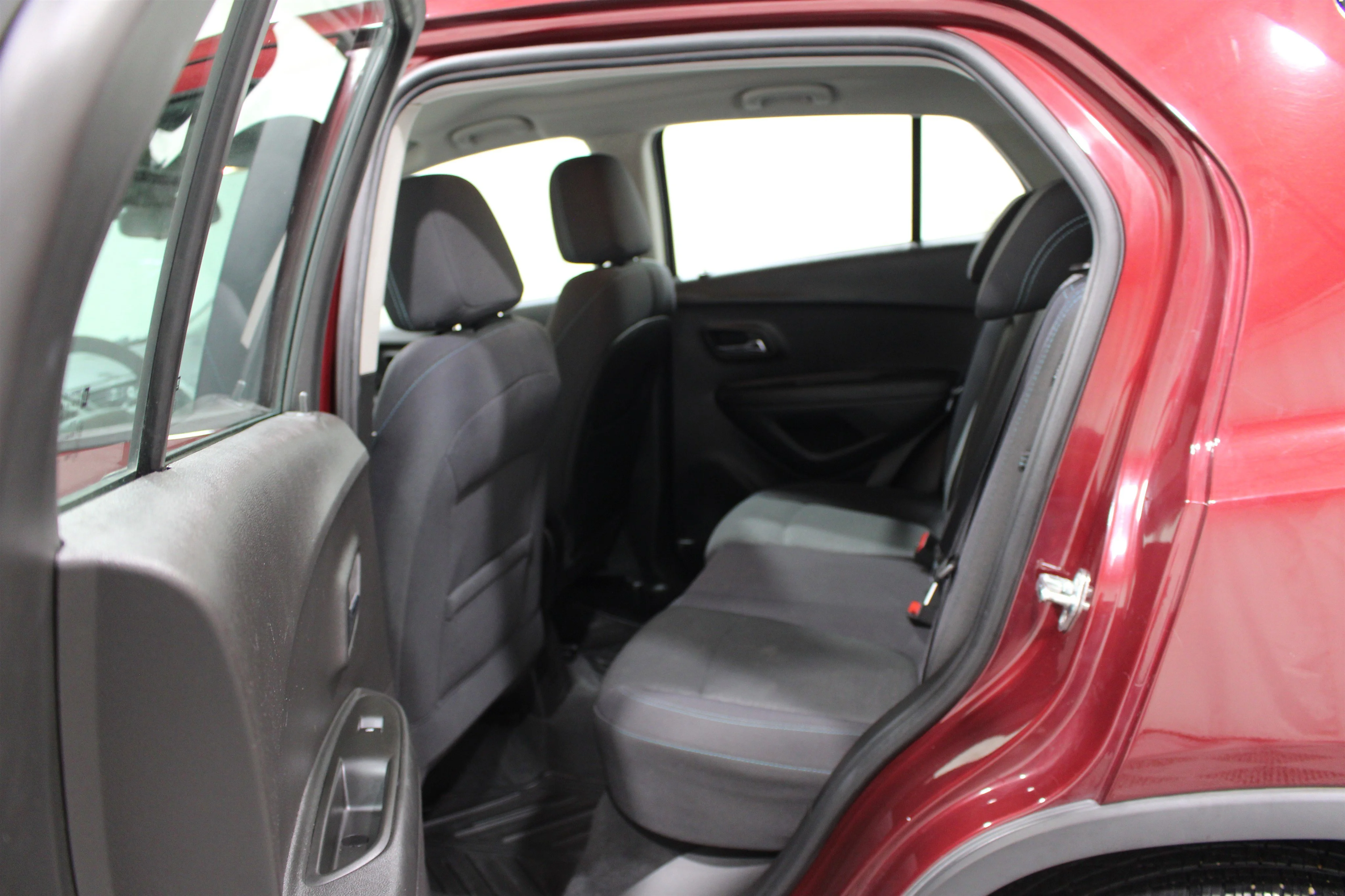 2016 Chevrolet Trax LS - Photo 18