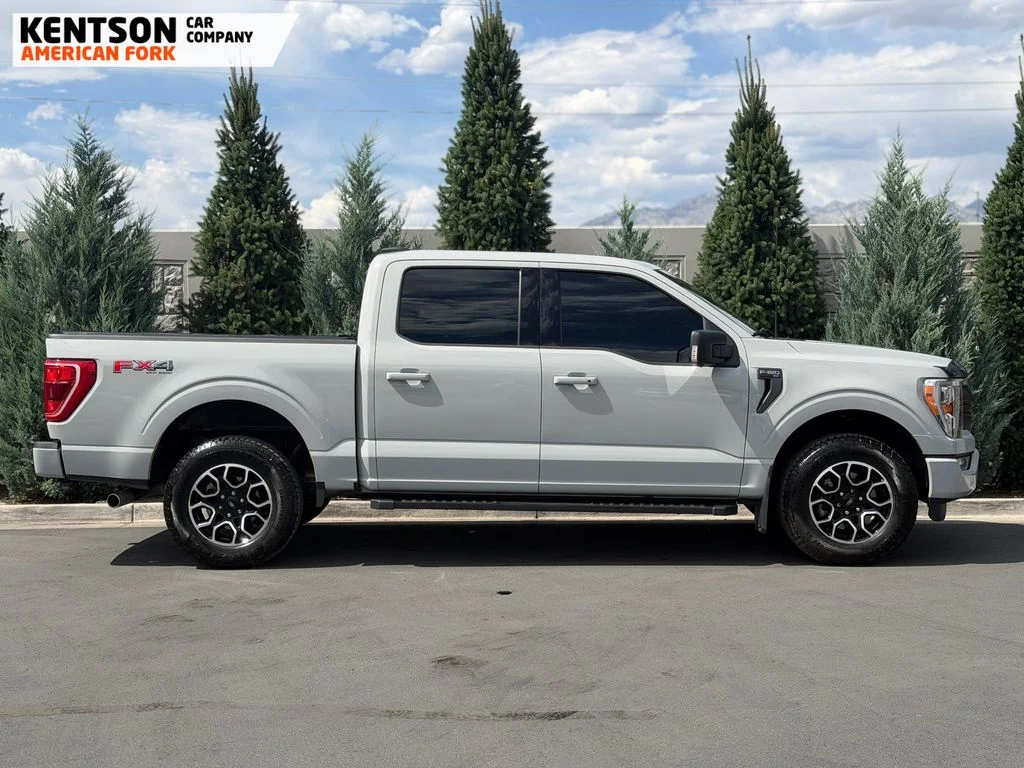 Used 2023 Gray Ford XLT image 9