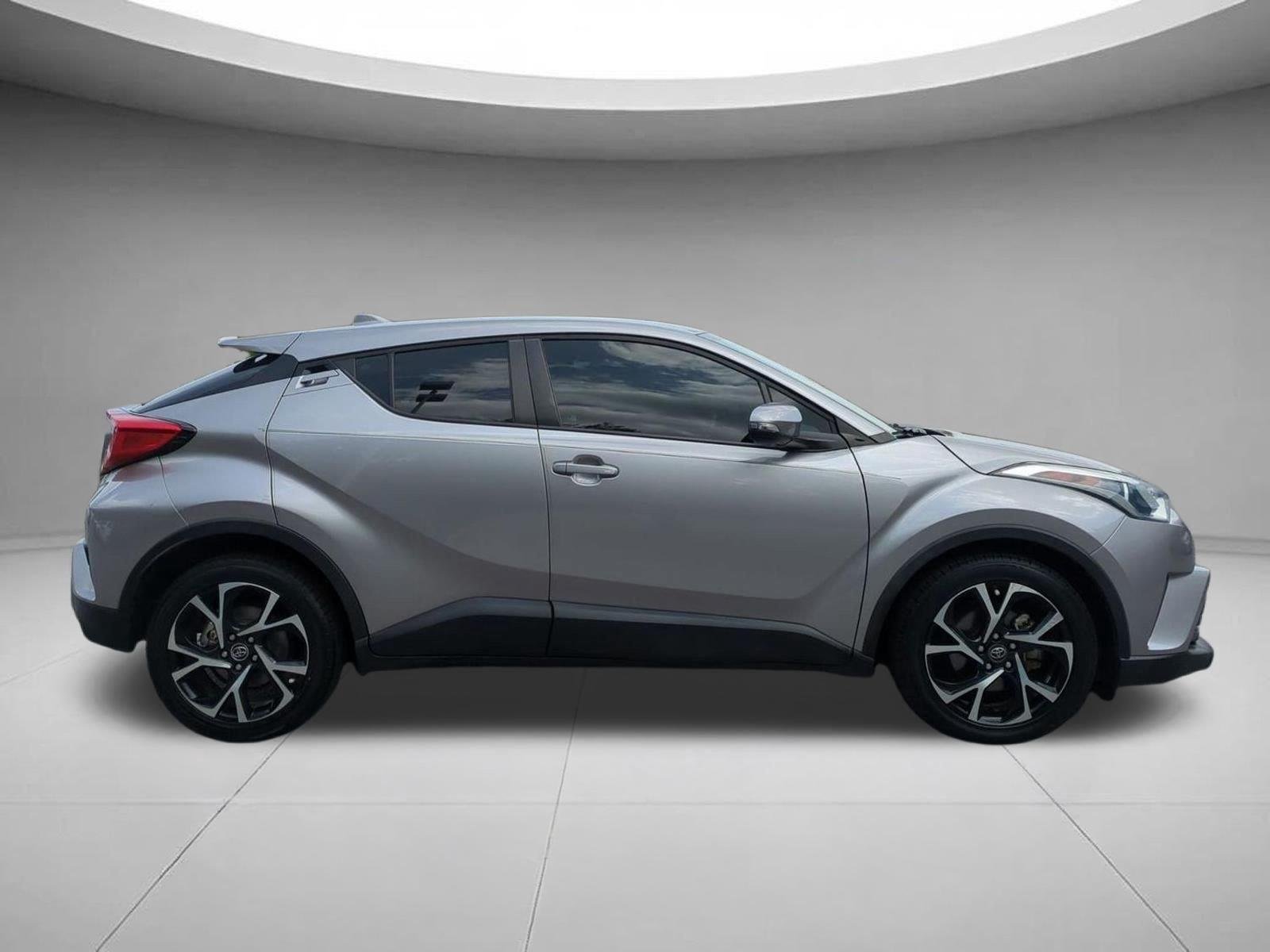Used 2019 Silver Knockout Metallic Toyota XLE image 6