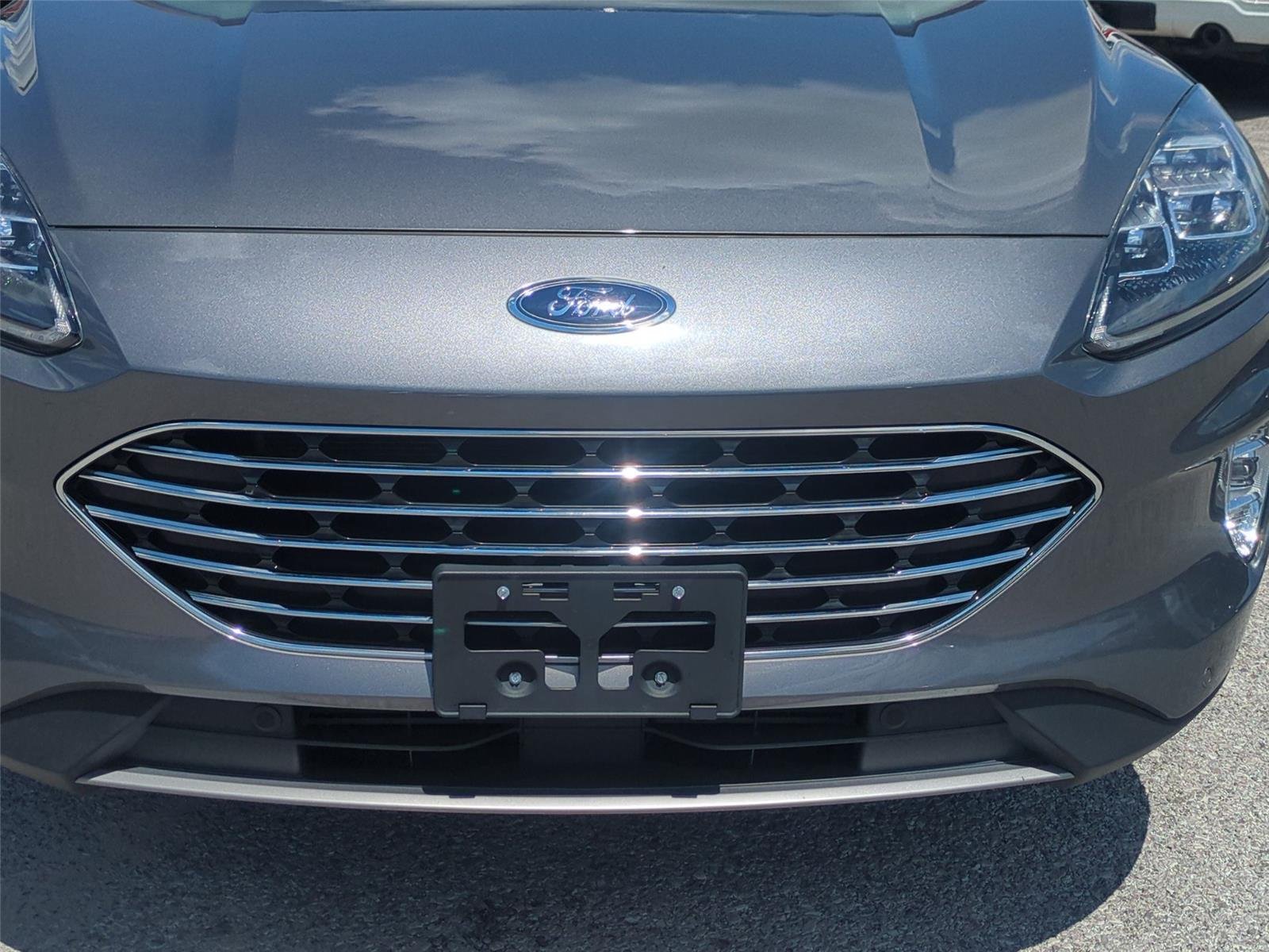 Used 2022 Carbonized Gray Metallic Ford Titanium image 14