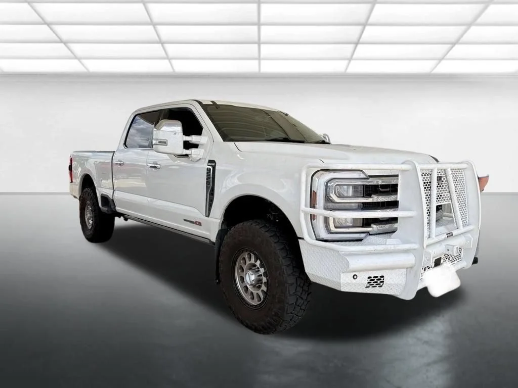 Used 2024 White Ford King Ranch image 1