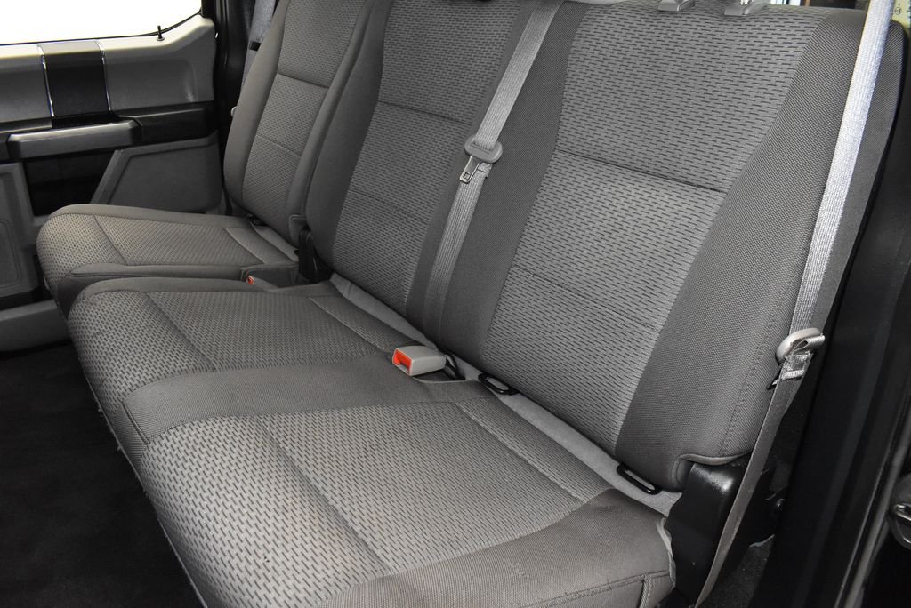 Used 2020 Black Ford XLT image 29