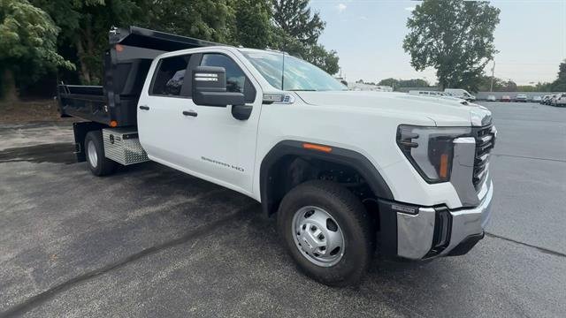 2025 GMC Sierra 3500 Chassis Cab Pro - Photo 34