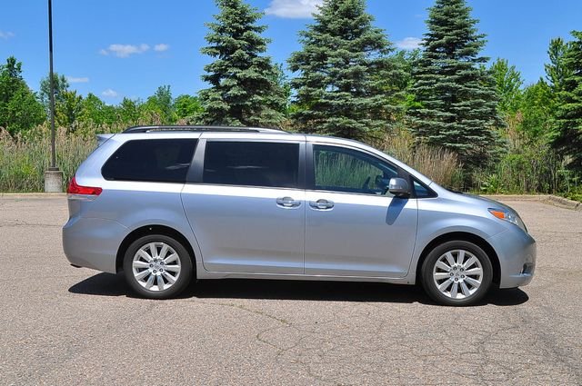 Used 2013 Toyota Sienna Limited with VIN 5TDDK3DCXDS062736 for sale in Canton, MI