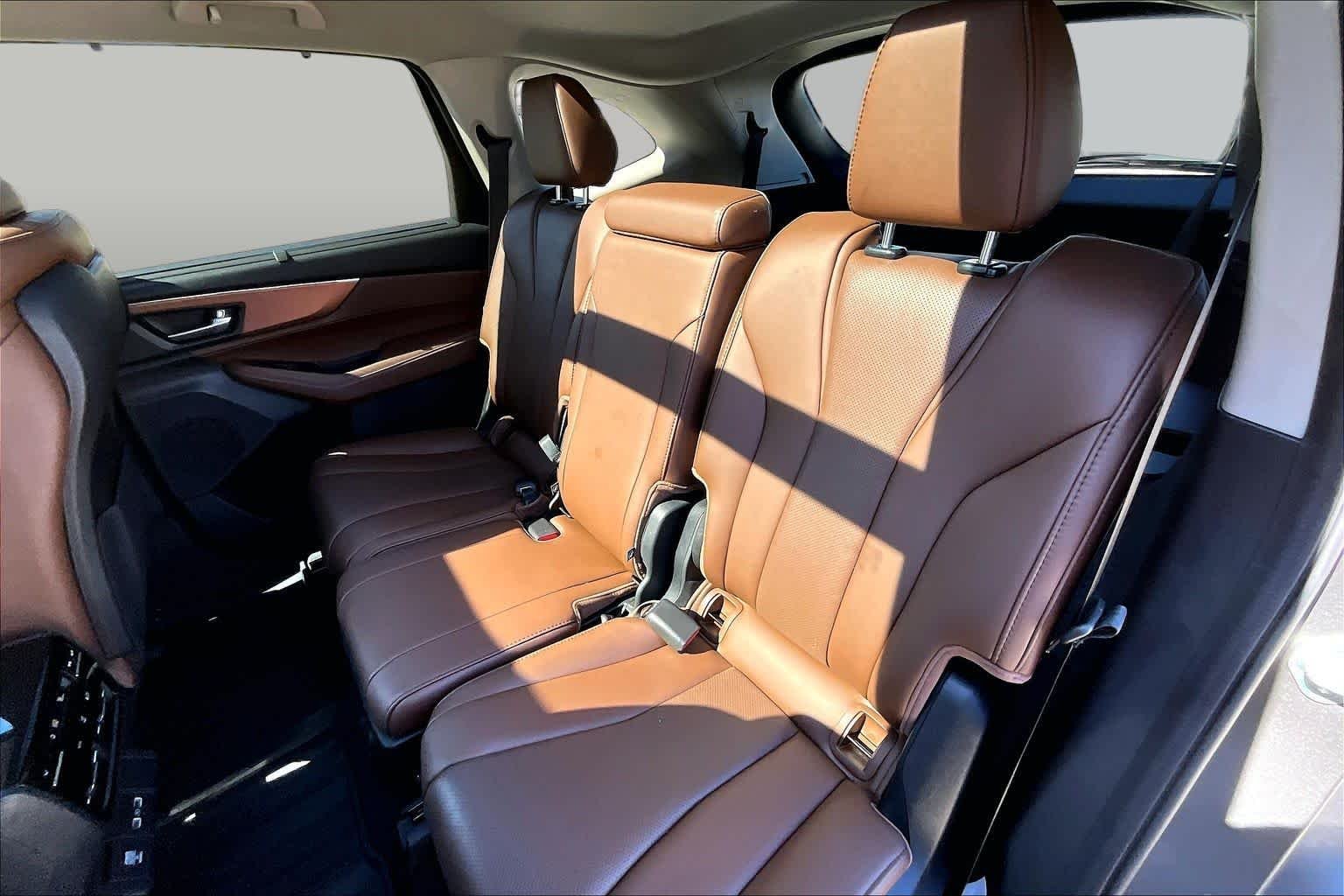 Used 2024 Liquid Carbon Metallic Acura w/Technology Package image 18