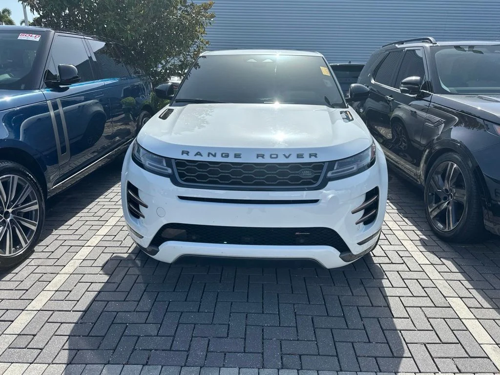 Used 2023 White Land Rover R-Dynamic SE image 2