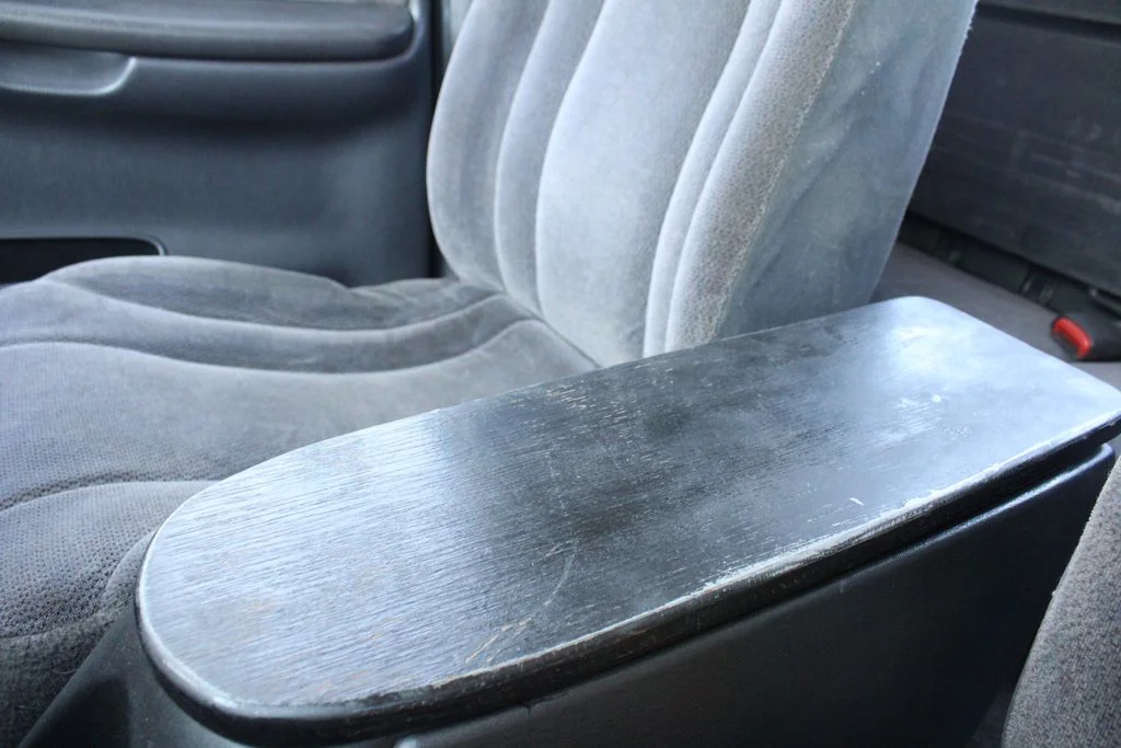 Used 2000 White Dodge Sport image 13