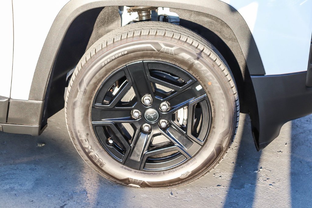 New 2026 Bright White Clearcoat Jeep Laredo image 11