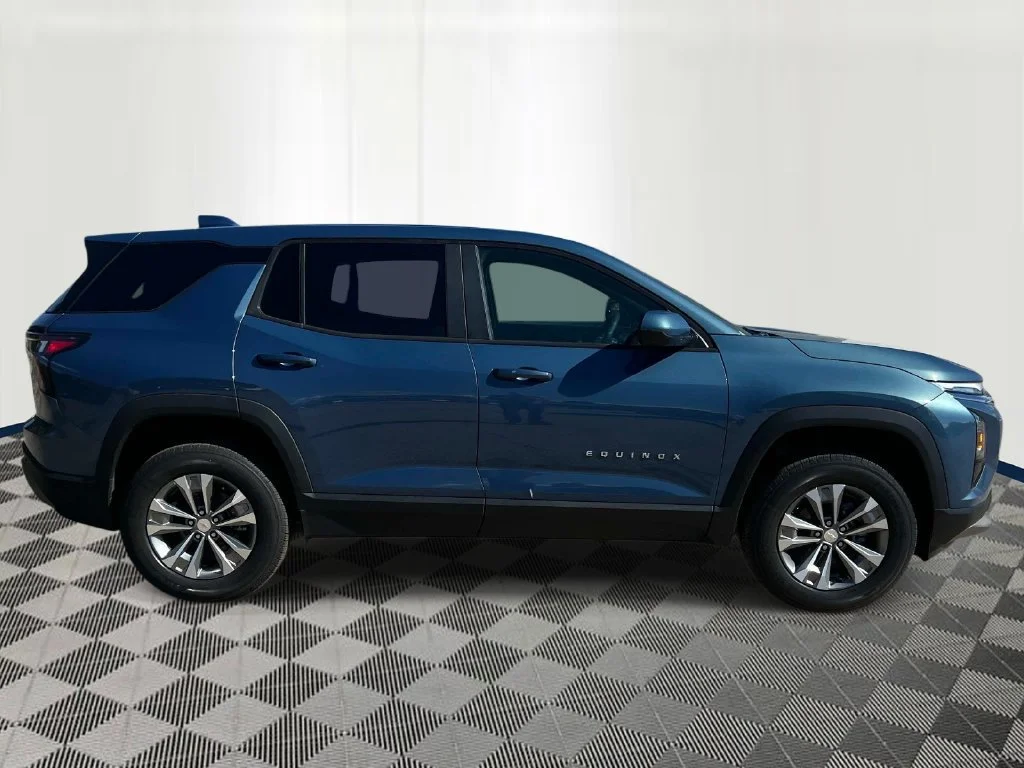 New 2027 Lakeshore Blue Metallic Chevrolet LT image 5