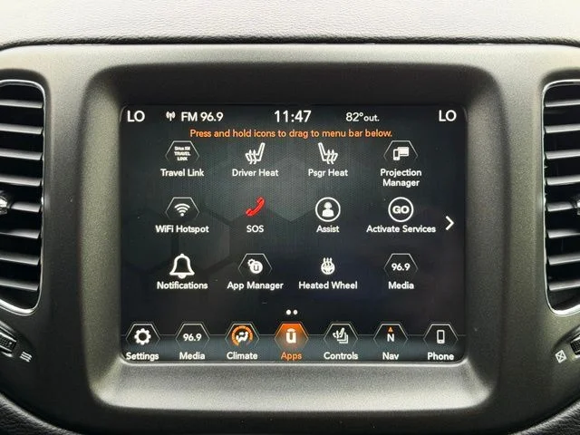 Used 2018 Spitfire Orange Clearcoat Jeep Trailhawk image 27