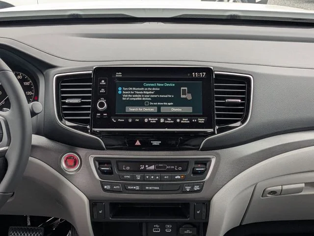 New 2026 Platinum White Pearl Honda RTL image 15
