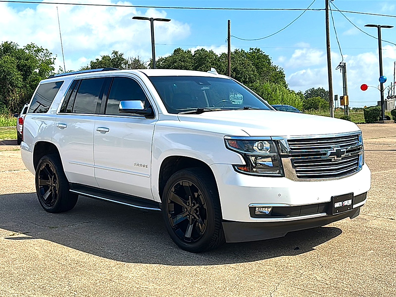 Used 2020 Summit White Chevrolet 2WD Premier image 10