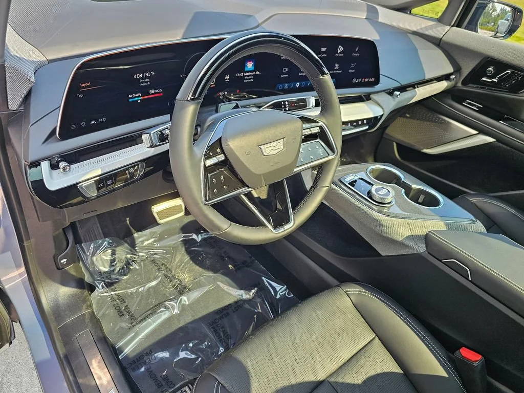Certified Used 2026 Celestial Metallic Cadillac Premium Luxury image 20
