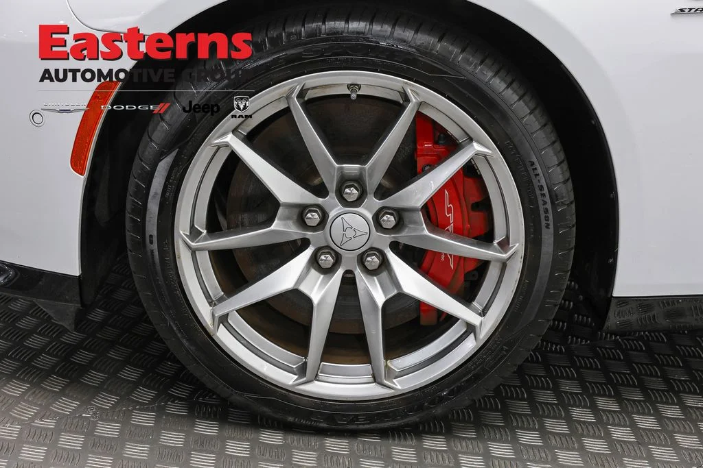 Certified Used 2024 White Dodge R/T Scat Pack image 30