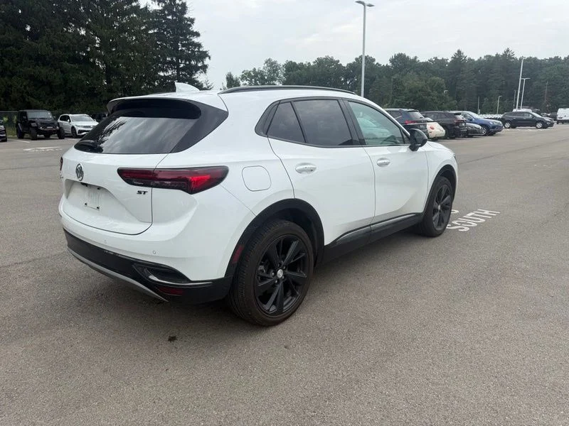 Used 2021 White Buick Essence image 17