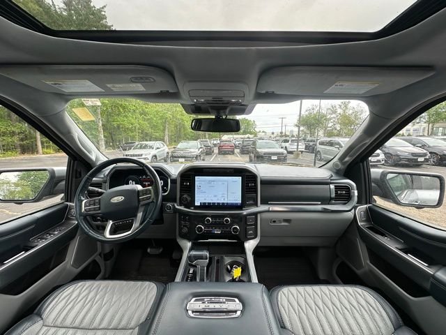 Used 2022 Silver Ford Limited image 3