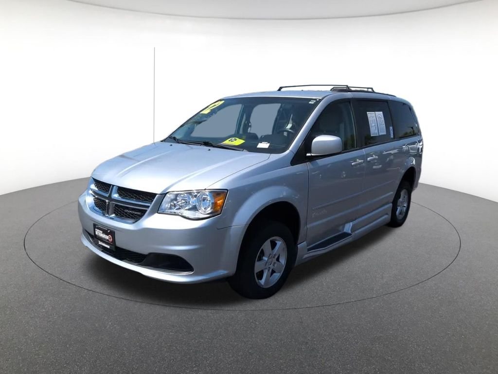 2012 Dodge Grand Caravan SXT - Photo 2