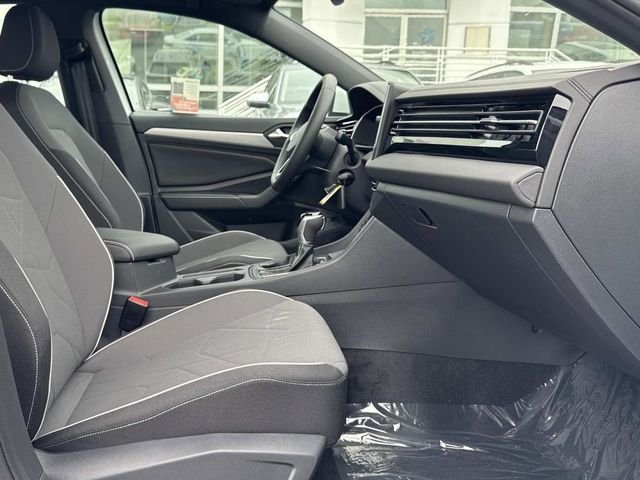 New 2026 White Volkswagen 1.5T Sport image 26