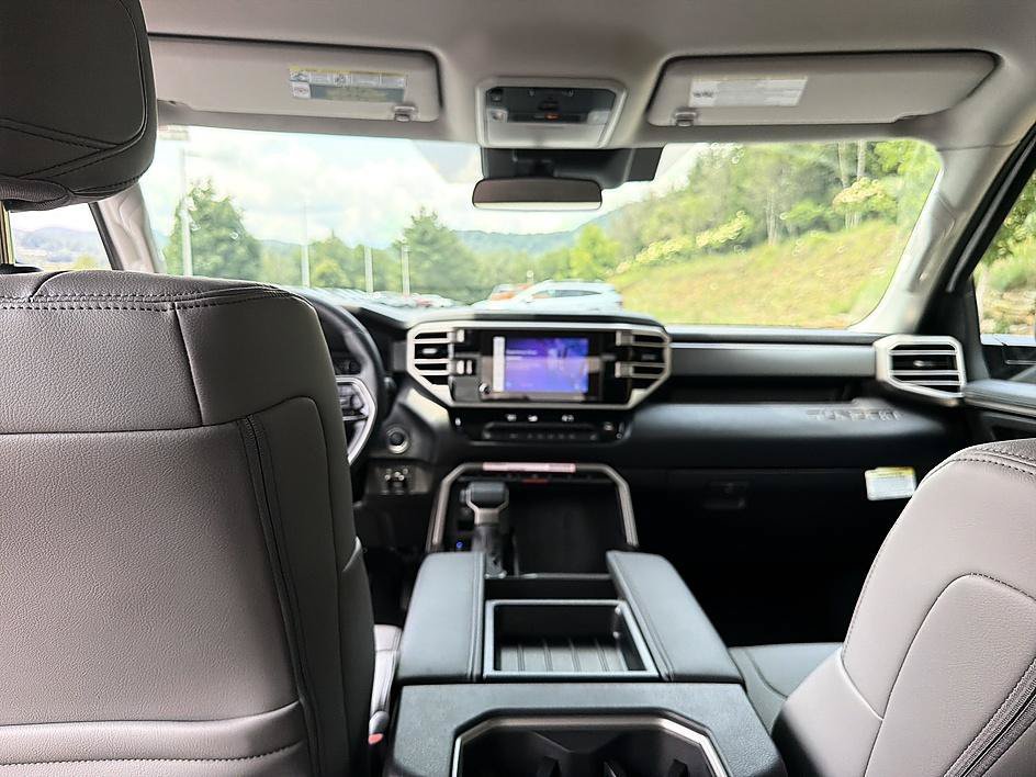 Used 2024 Ice Toyota SR5 image 18