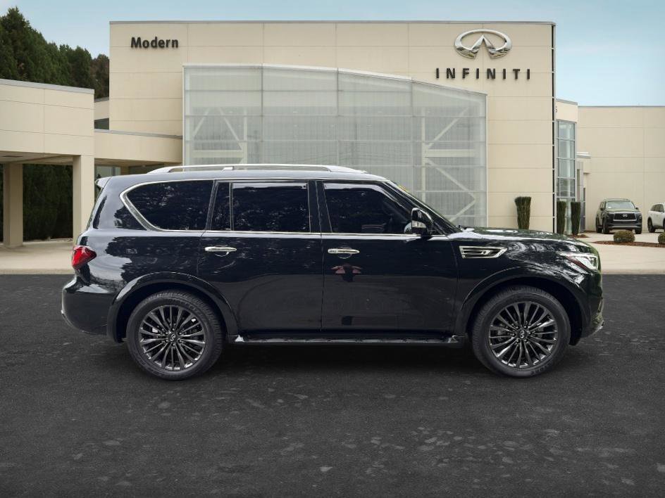 Used 2023 Mineral Black INFINITI PREMIUM SELECT image 4