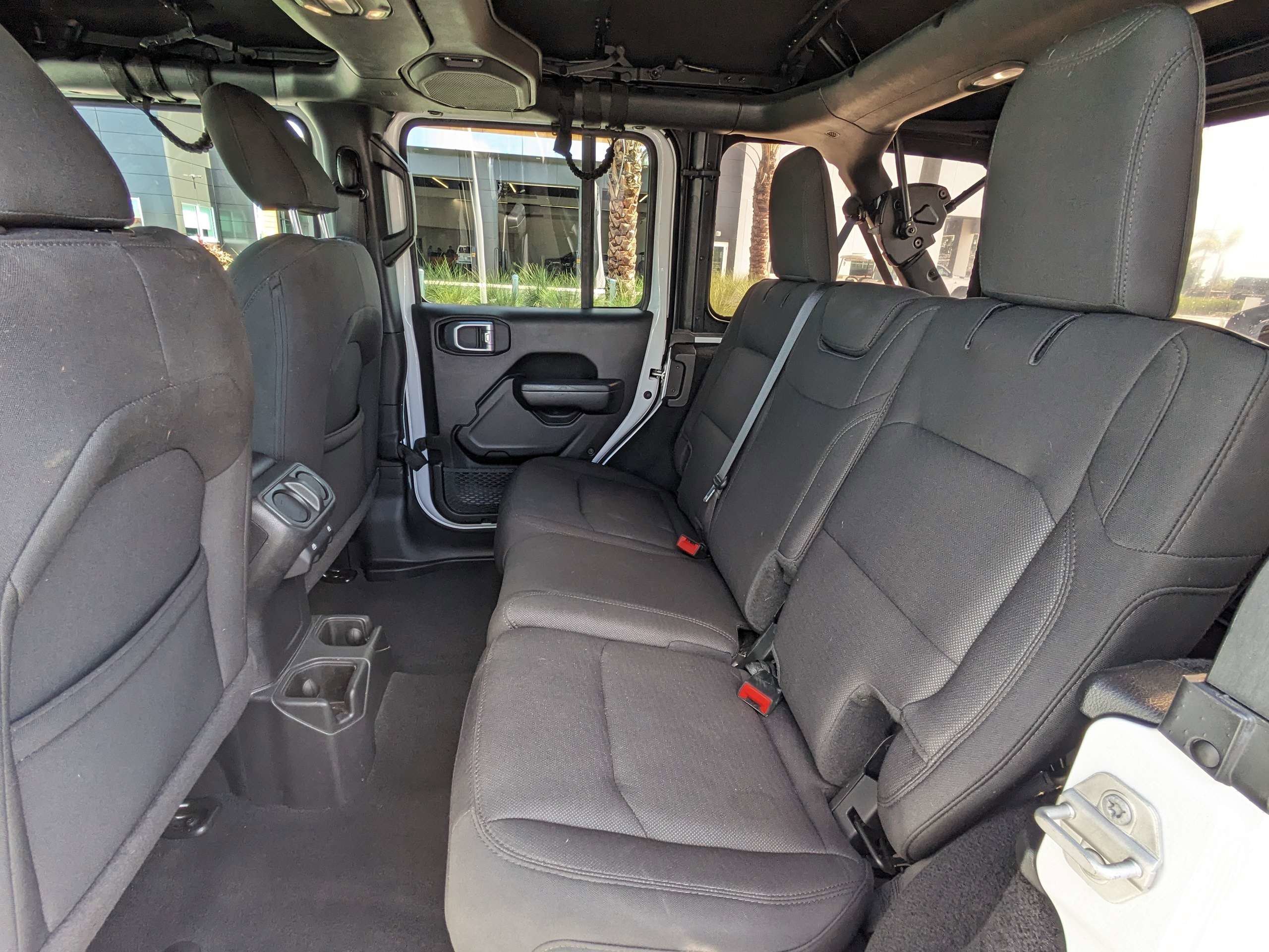 Used 2023 White Jeep Sport S image 14