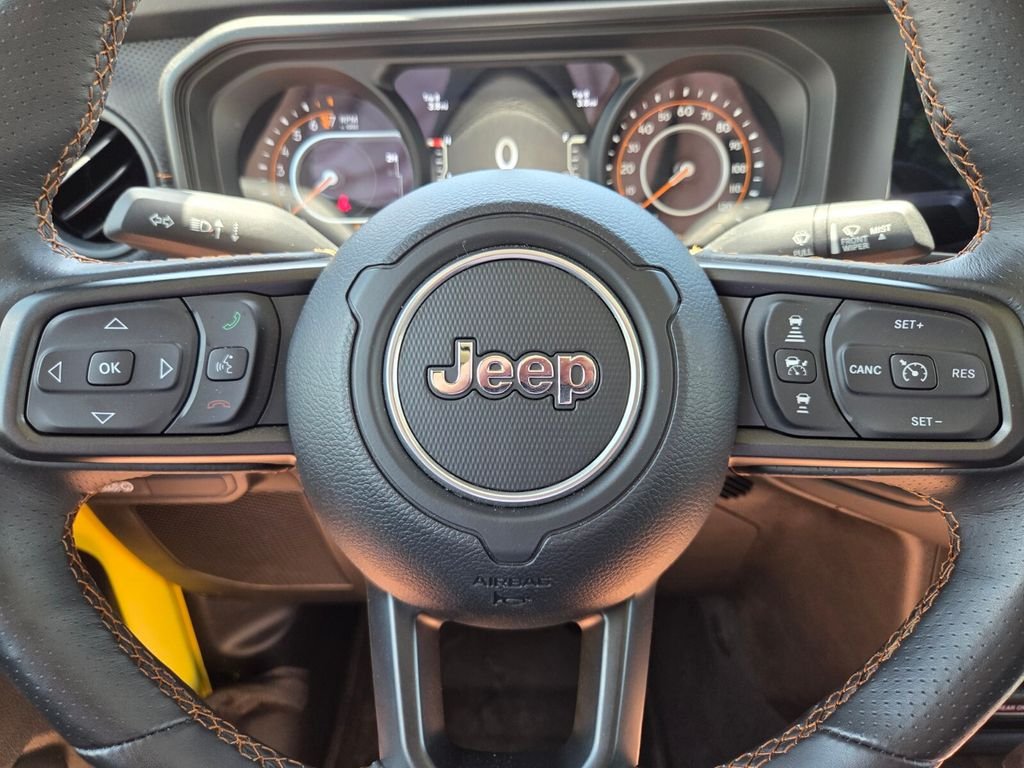 Used 2024 Yellow Jeep Mojave image 33