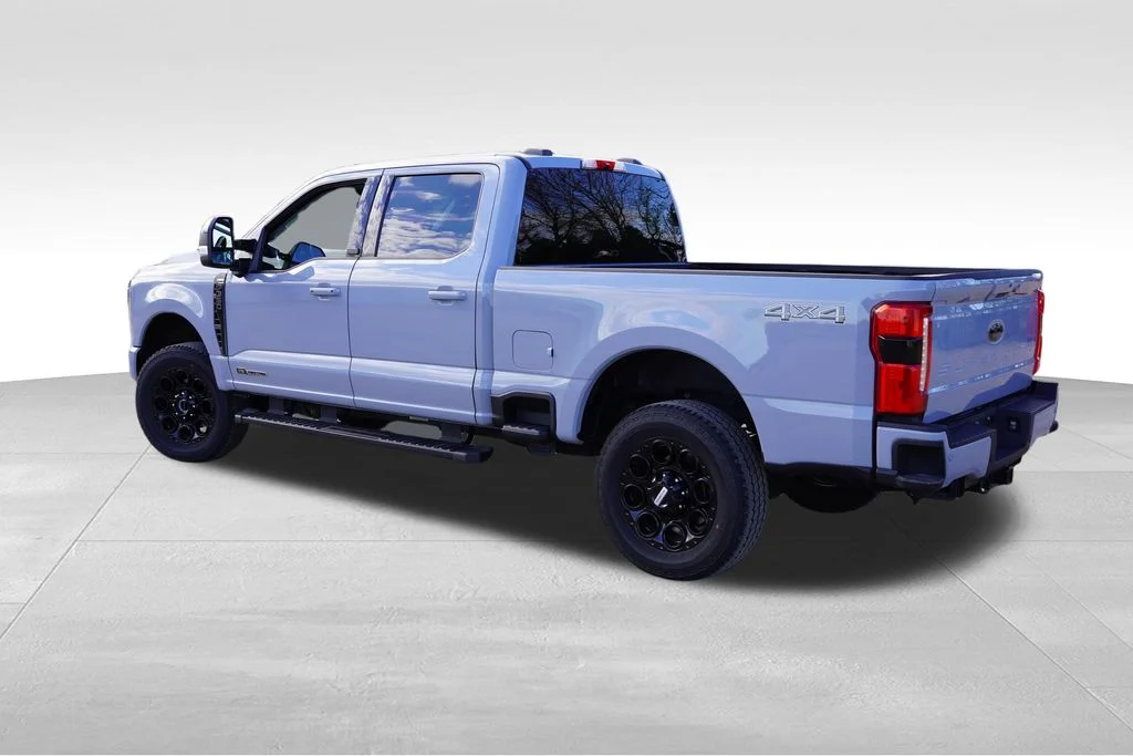 Used 2025 Gray Ford Lariat image 8