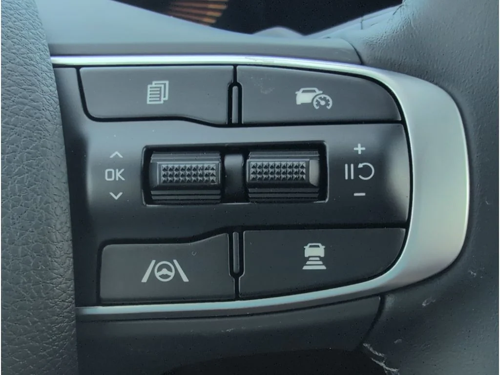 New 2026 Snow White Pearl Kia GT-Line FWD image 23
