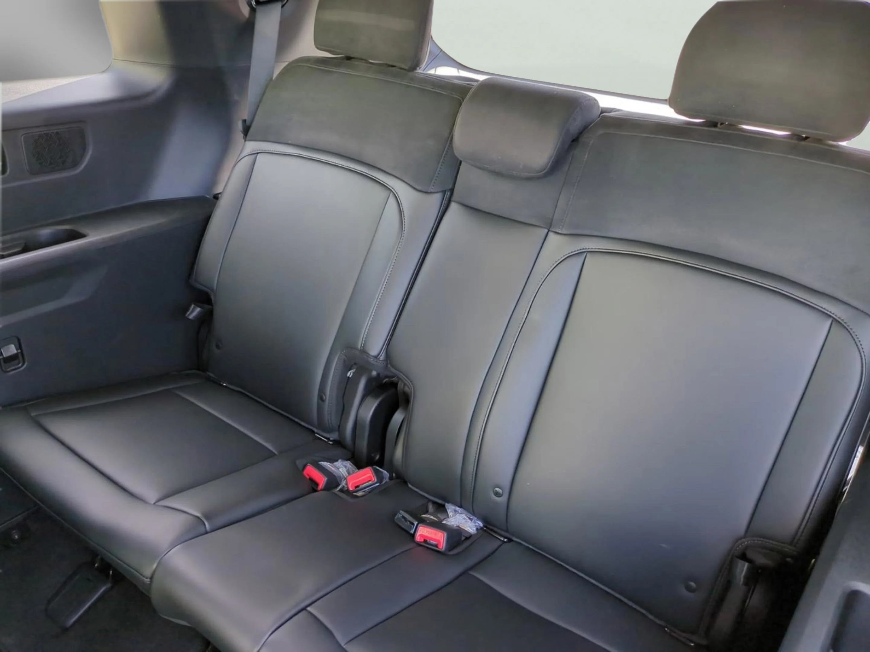 New 2027 Terrain Brown Matte Kia X-Pro SX-Prestige image 21