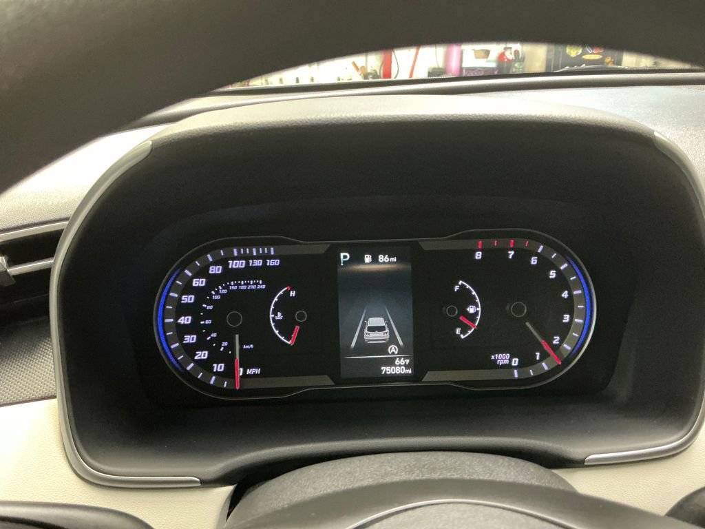 Used 2024  Hyundai SEL image 21