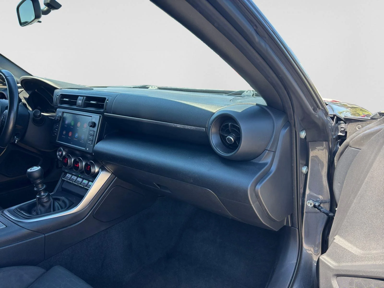 Used 2023 Pavement Toyota Base image 42