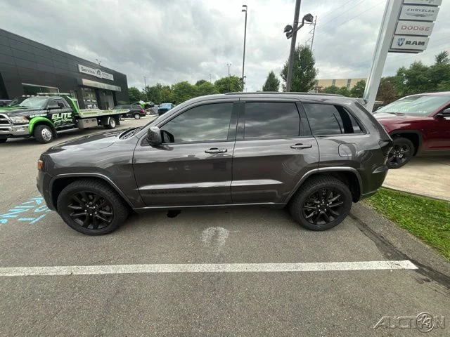 Certified Used 2021 Gray Jeep Laredo X image 1