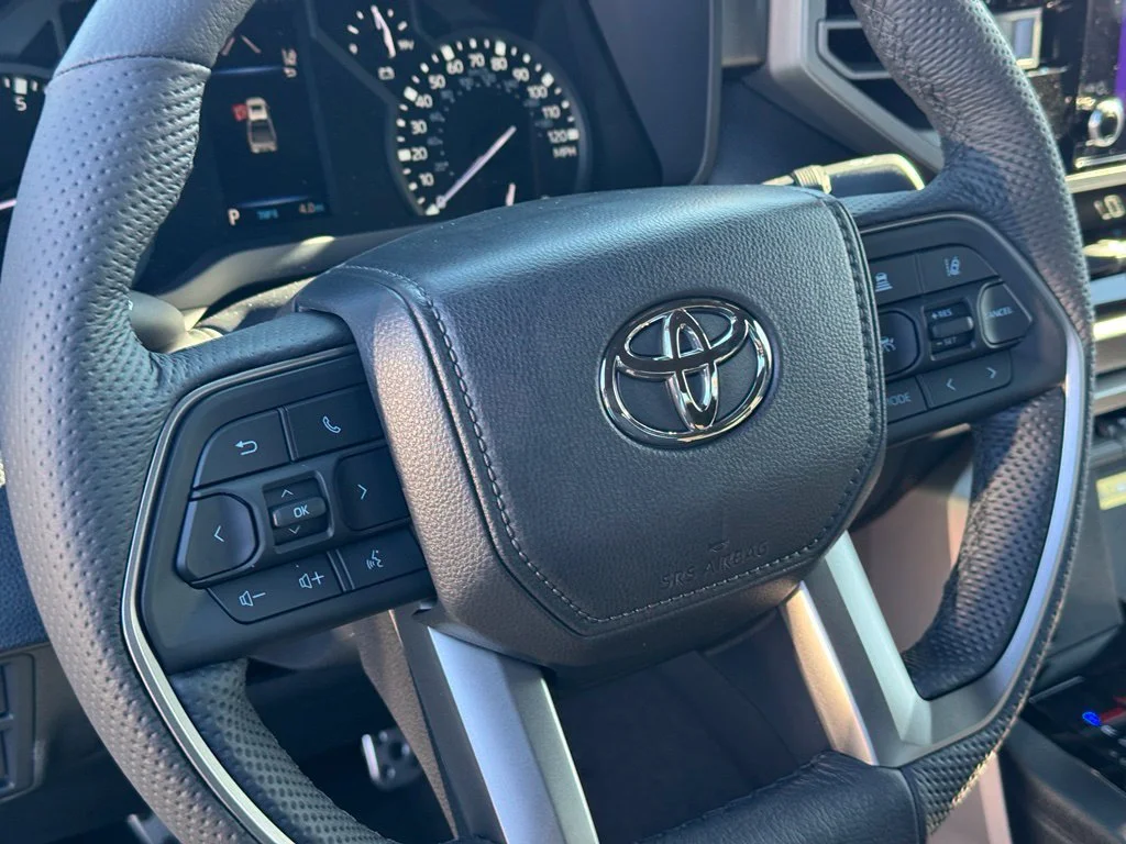 New 2026 Ice Cap Toyota SR5 image 15