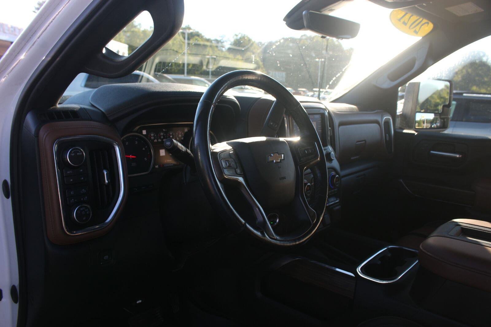 Used 2021 SUMMIT WHITE Chevrolet High Country image 18