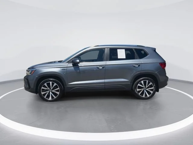 Used 2022  Volkswagen 1.5T SE image 5