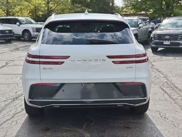2026 GENESIS GV70 Standard - Photo 7