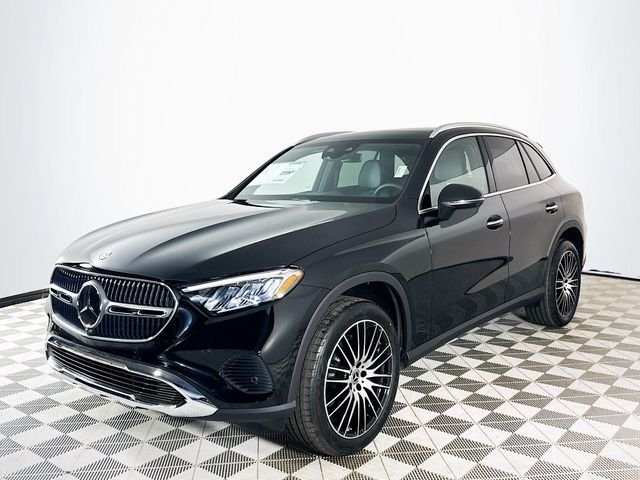 New 2026 Black Mercedes-Benz GLC 300 image 3