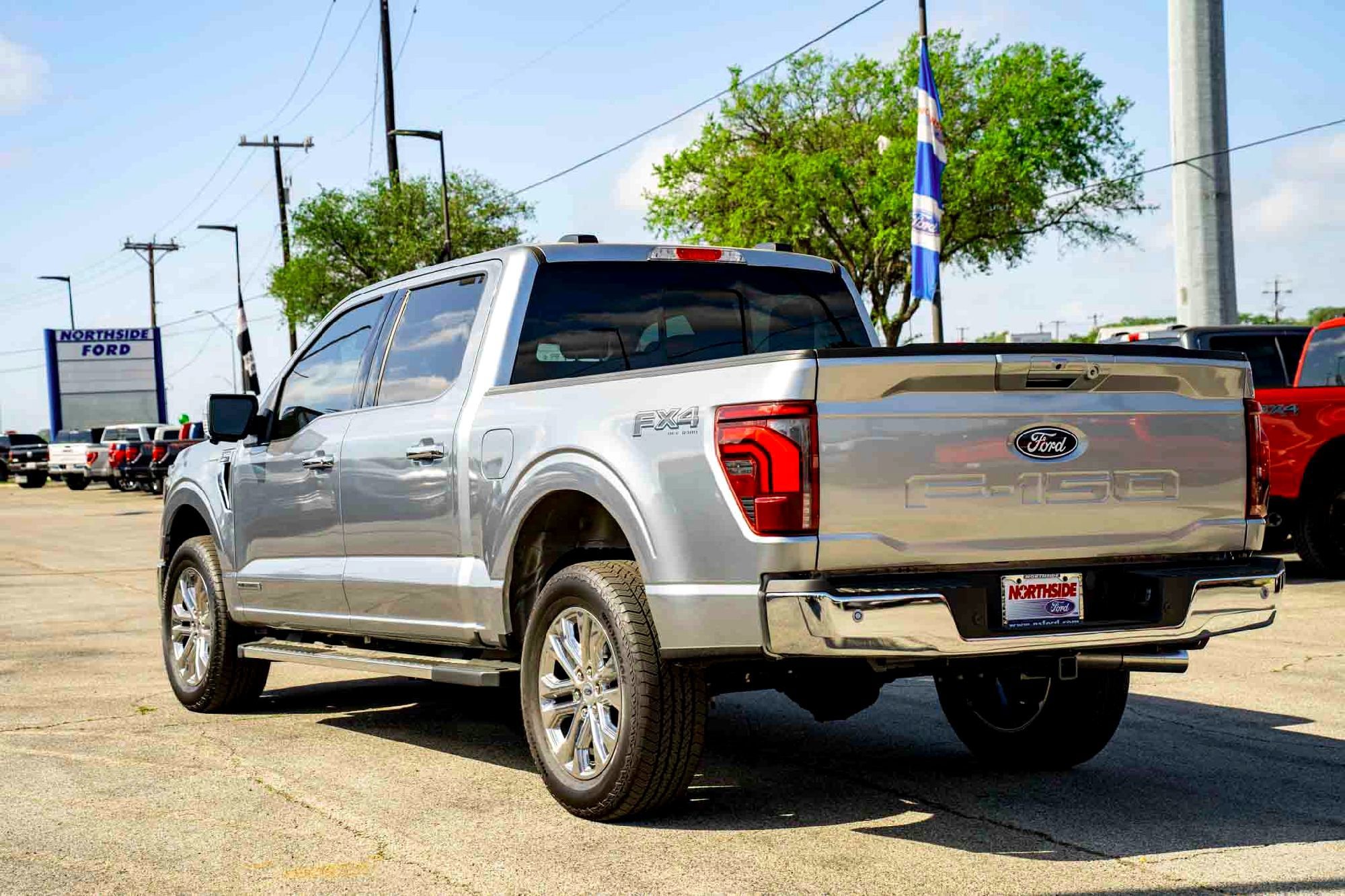 New 2025 Iconic Silver Metallic Ford LARIAT image 5