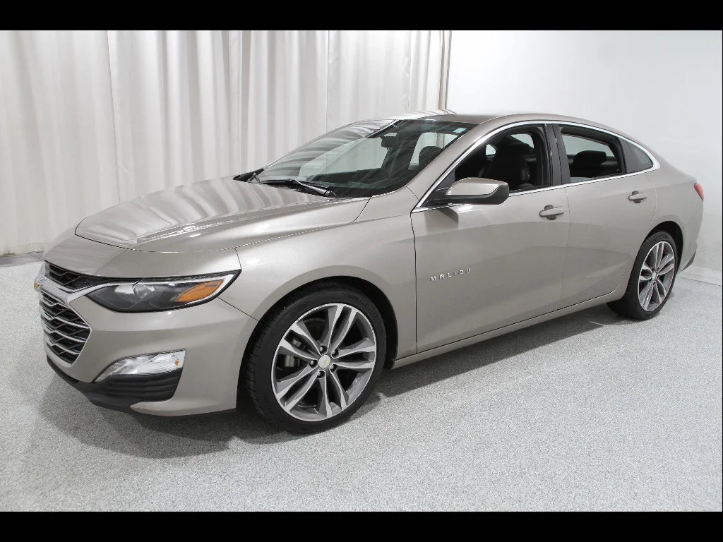 Certified Used 2023 Mineral Gray Metallic Chevrolet LT image 3